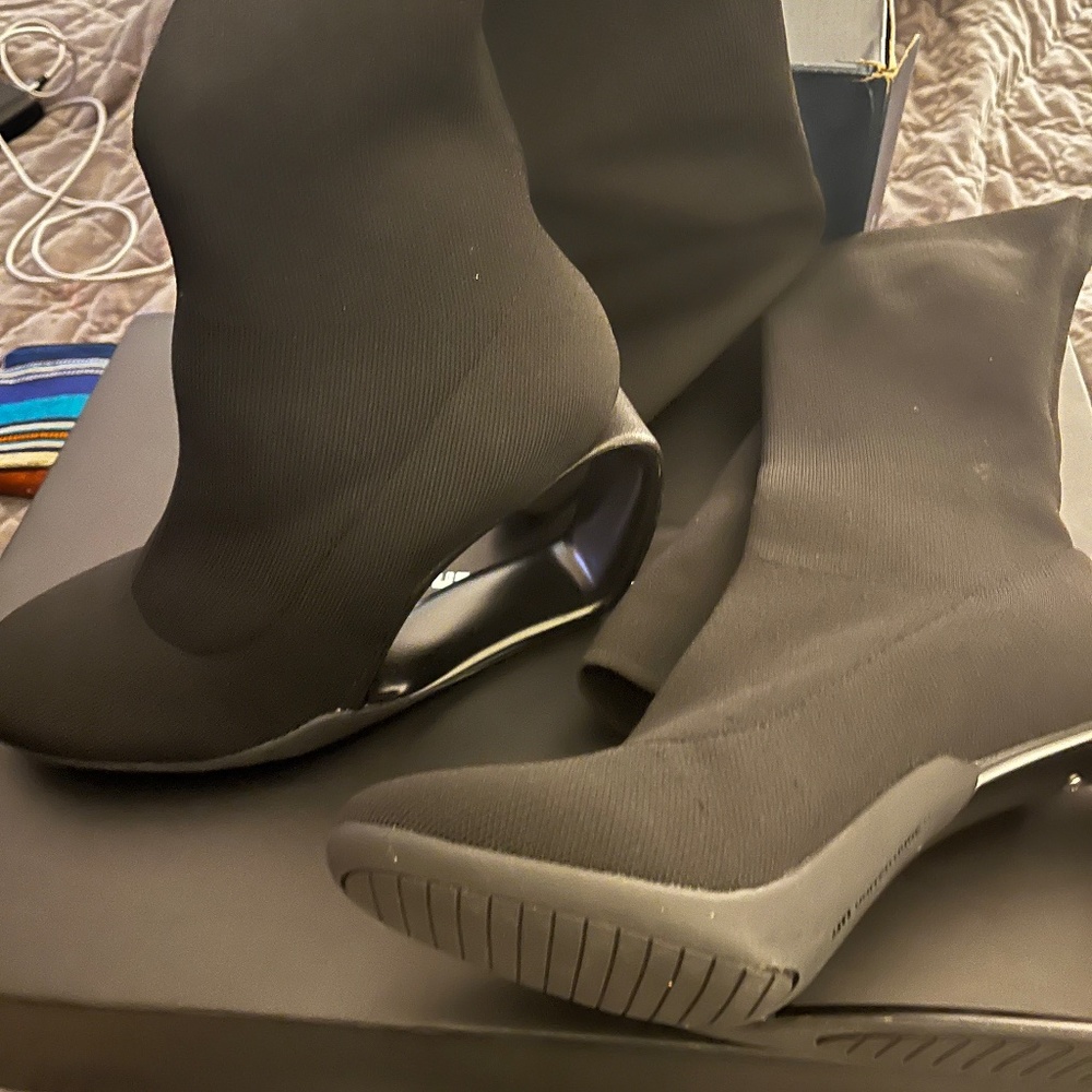 Thigh high United Nude Mobius Long Boot Hi
